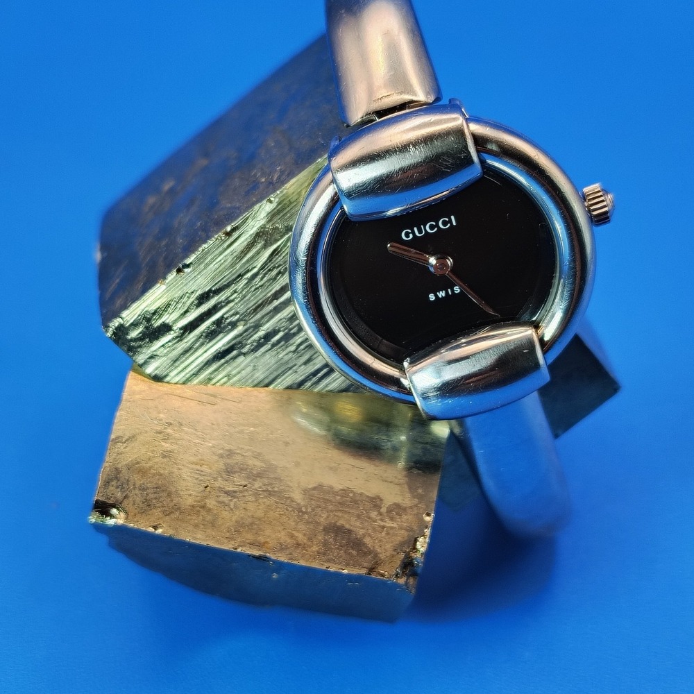 Vintage‎ 1994 Authentic Gucci 1400L Swiss Women's Quartz Bangle Watch Restored
